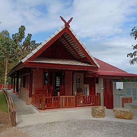 Rim Nam Kong Homestay Pak Chom Екстериор снимка