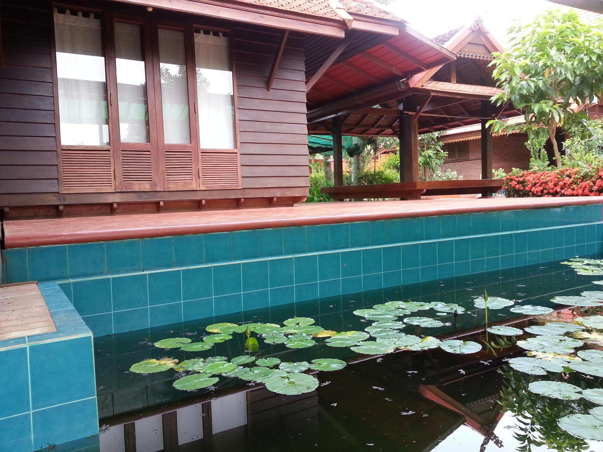 Rim Nam Kong Homestay Pak Chom Екстериор снимка