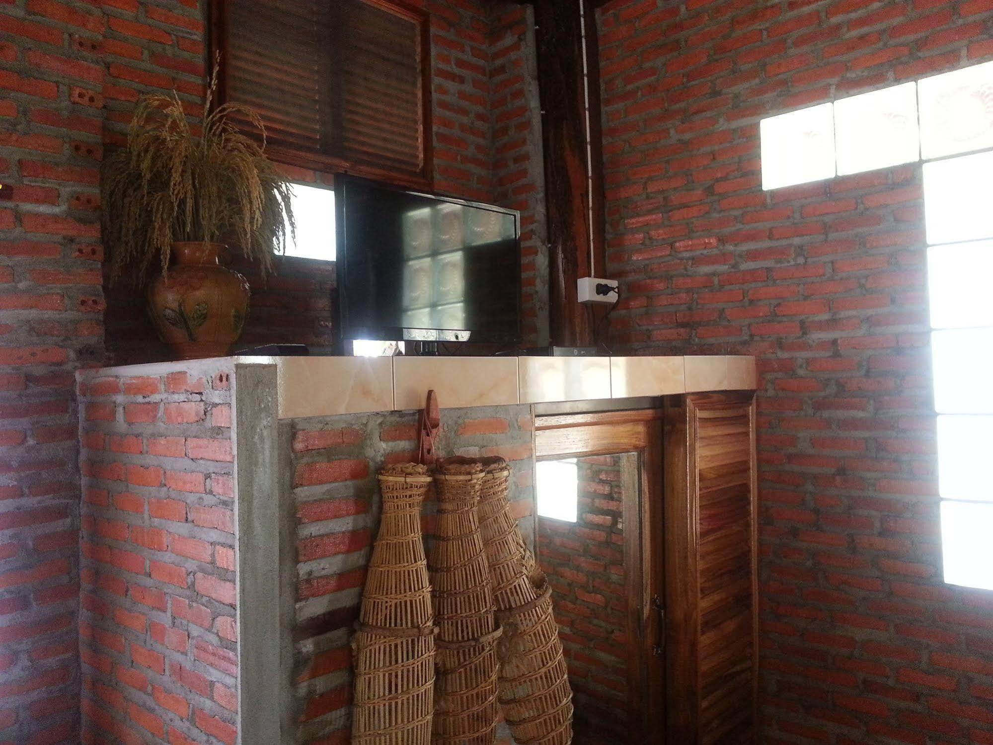 Rim Nam Kong Homestay Pak Chom Екстериор снимка