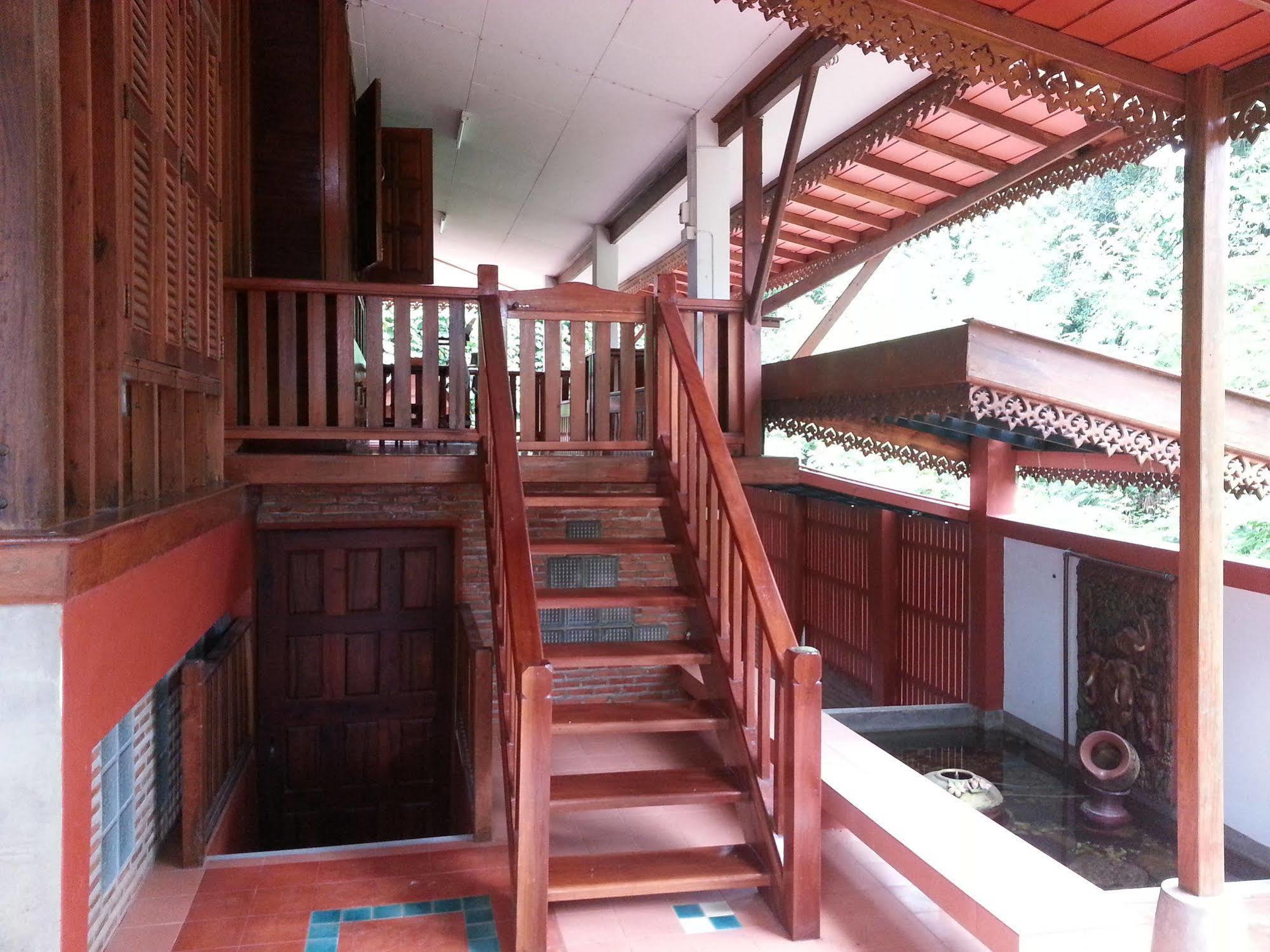 Rim Nam Kong Homestay Pak Chom Екстериор снимка