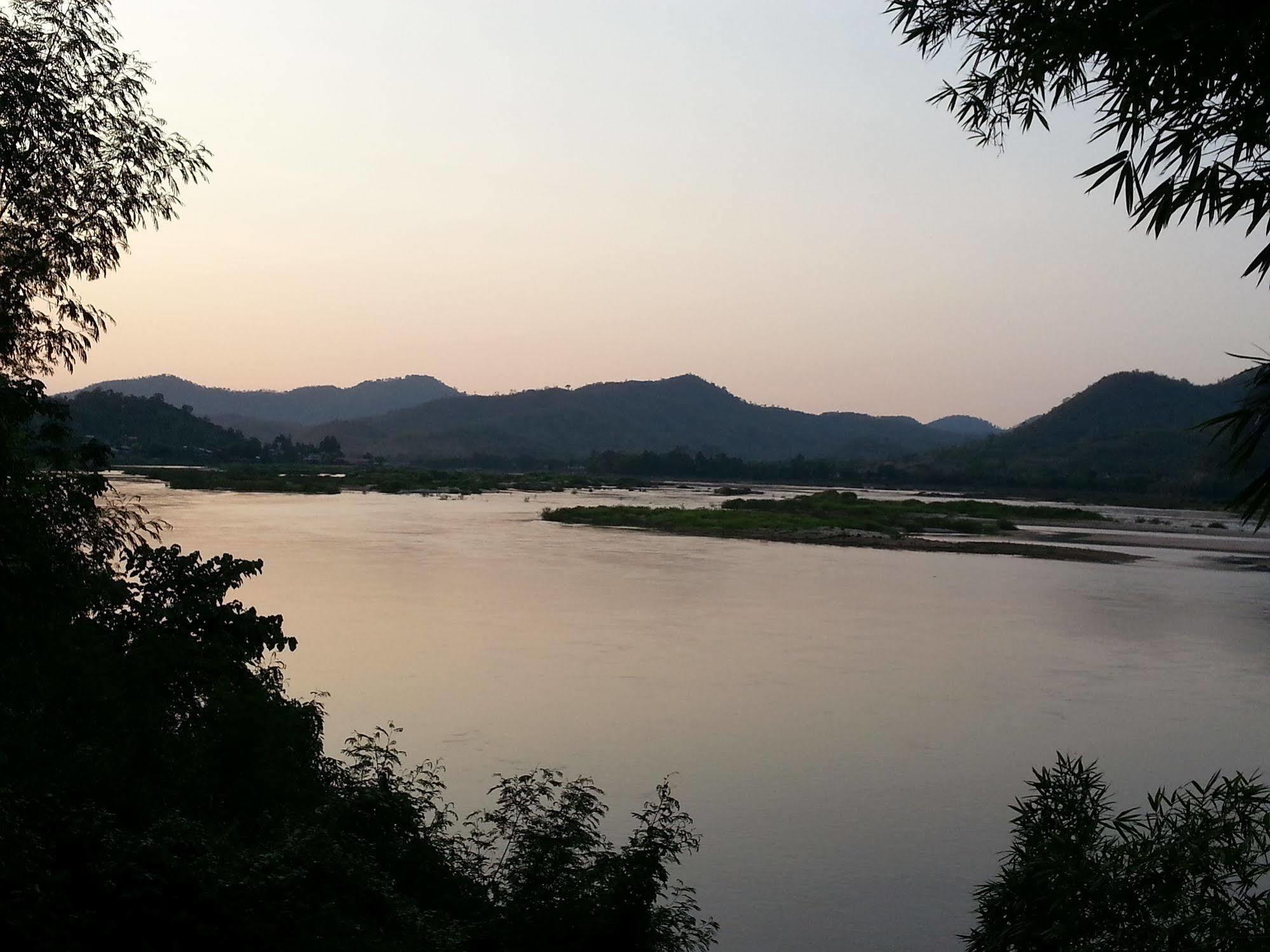 Rim Nam Kong Homestay Pak Chom Екстериор снимка