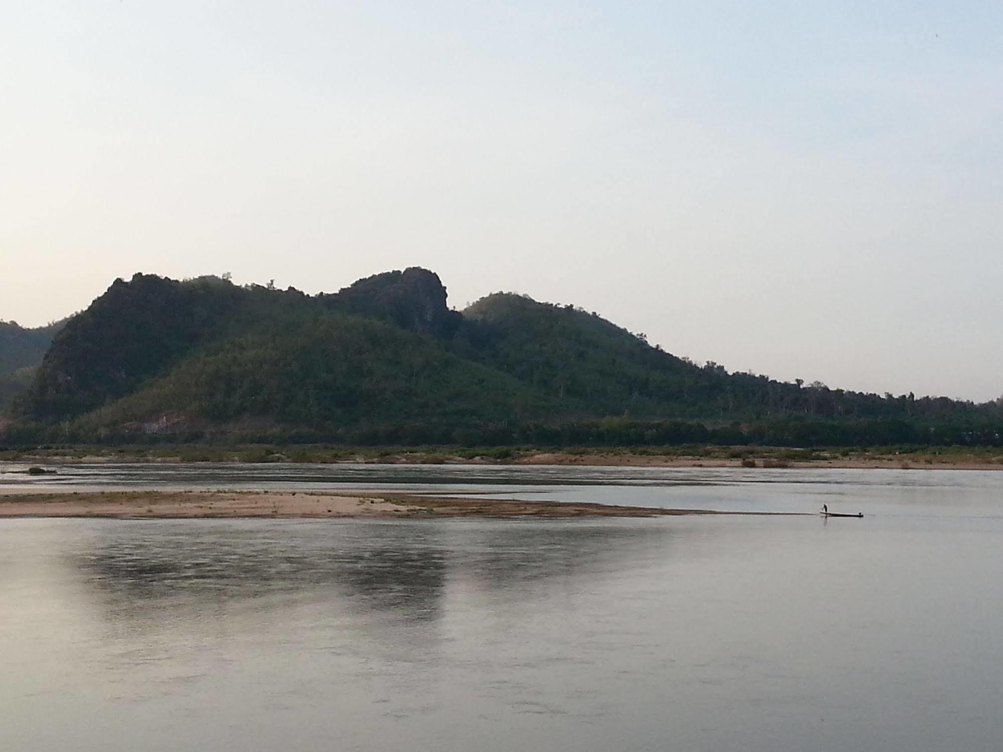 Rim Nam Kong Homestay Pak Chom Екстериор снимка