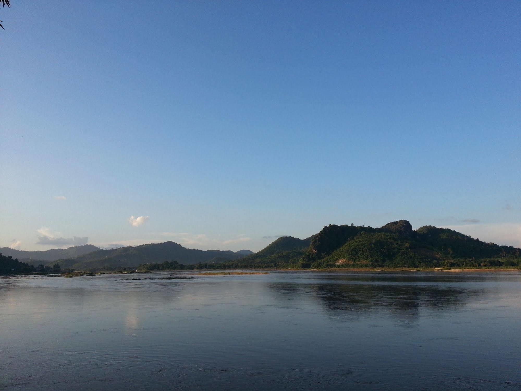 Rim Nam Kong Homestay Pak Chom Екстериор снимка